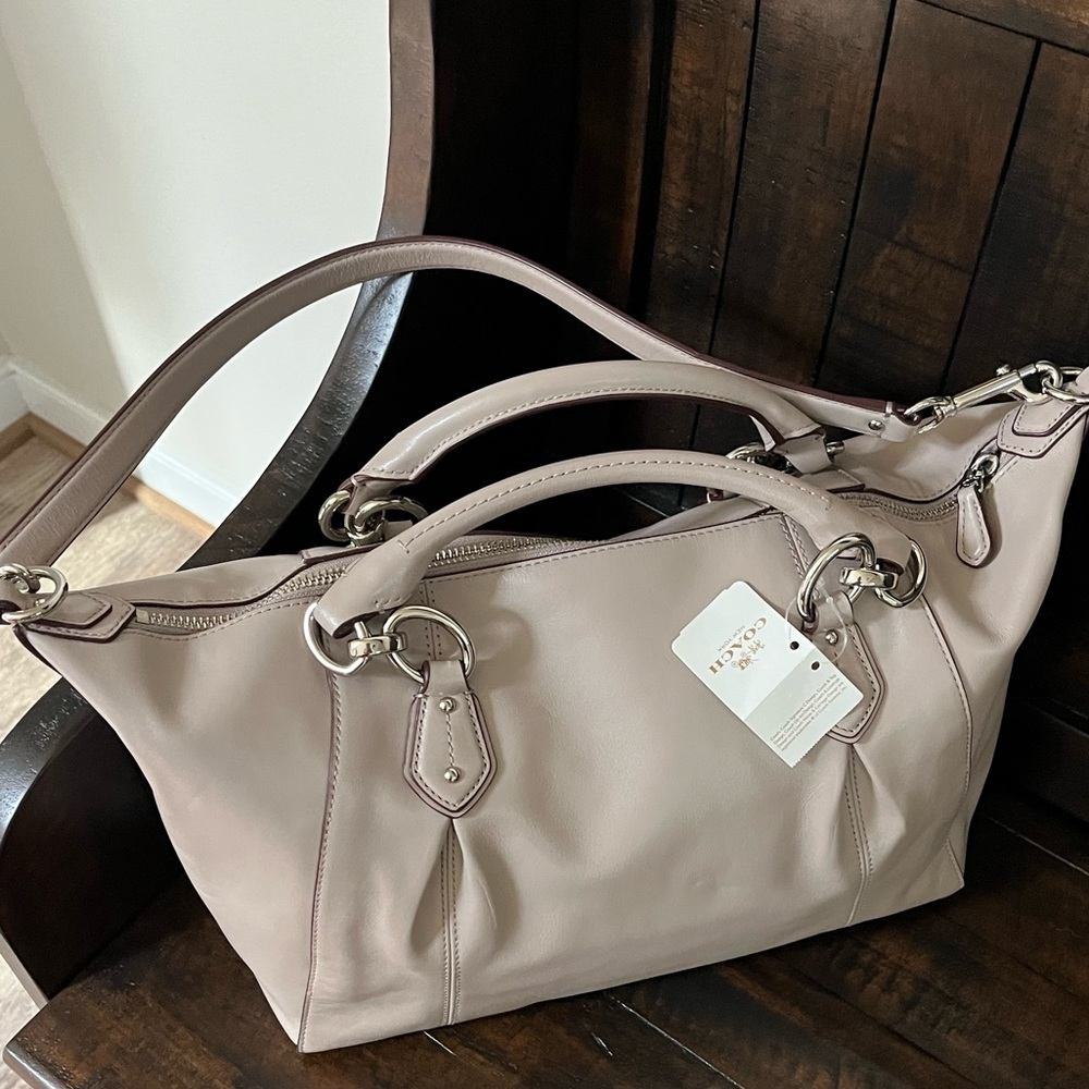 🌸SOLD🌸 🆕 Elegant COACH Collette Smooth Leather Satchel - Picture 6 of 15